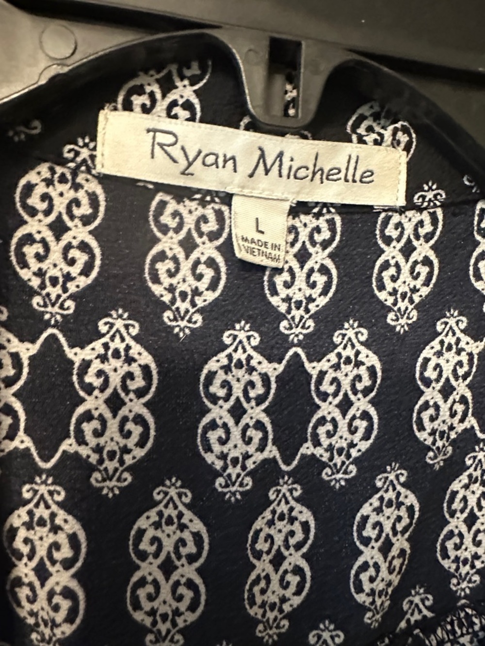 Ryan Mitchell Sleeveless Printed Jumpsuit with 2 side pockets - Picture 2 of 10